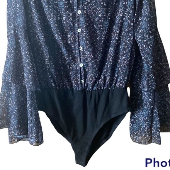 Heyson Long Shear sleeve Bodysuit Blouse with Front Button Detail Size Small - Picture 6 of 7